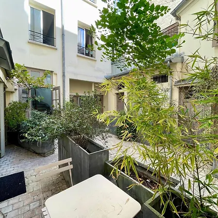 Tour Eiffel 162 Vaugirard Pasteur Paris