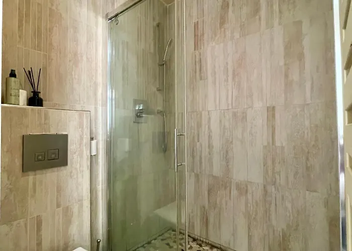 Tour Eiffel 162 Vaugirard Pasteur Apartment