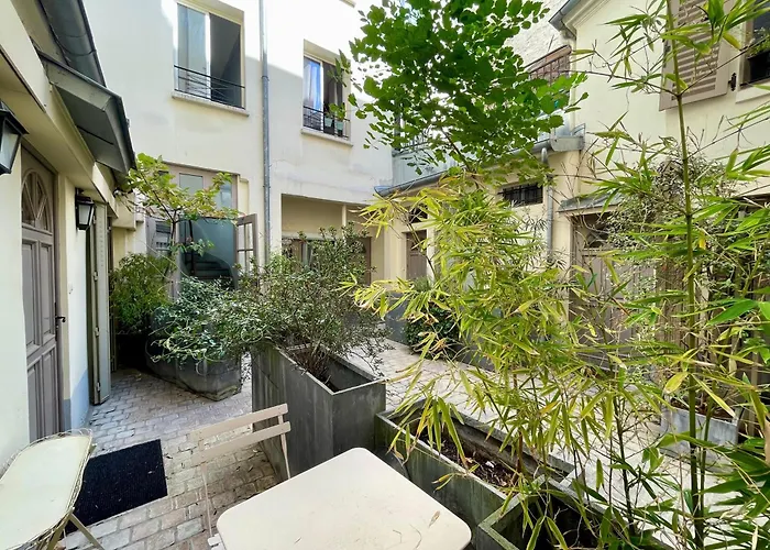 Tour Eiffel 162 Vaugirard Pasteur Paris